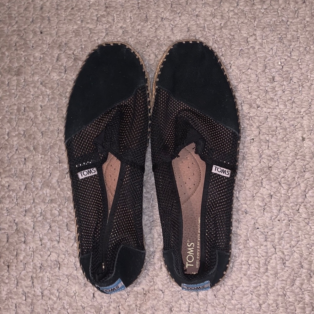 Black Mesh Tom’s Size 8W